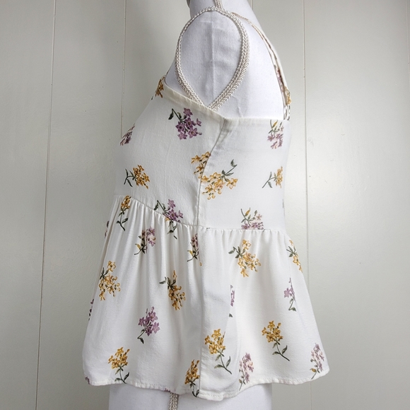 Hollister White Floral Tank Top - Picture 4 of 8